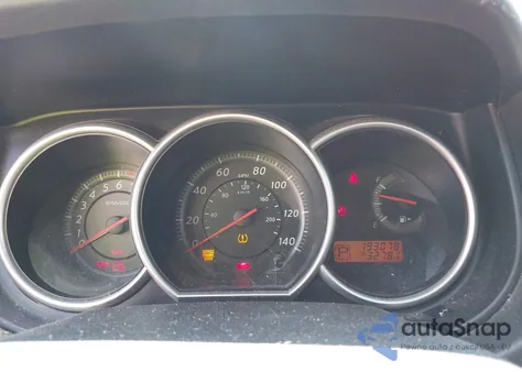 2011 Nissan Versa 1.8S z USA, uszkodzony, nr VIN 3N1BC1AP2BL406405